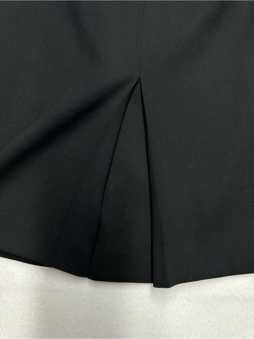 J.Crew 100% Wool Black A-Line Midi Skirt Women’s Size 10 Classic - Picture 4 of 7